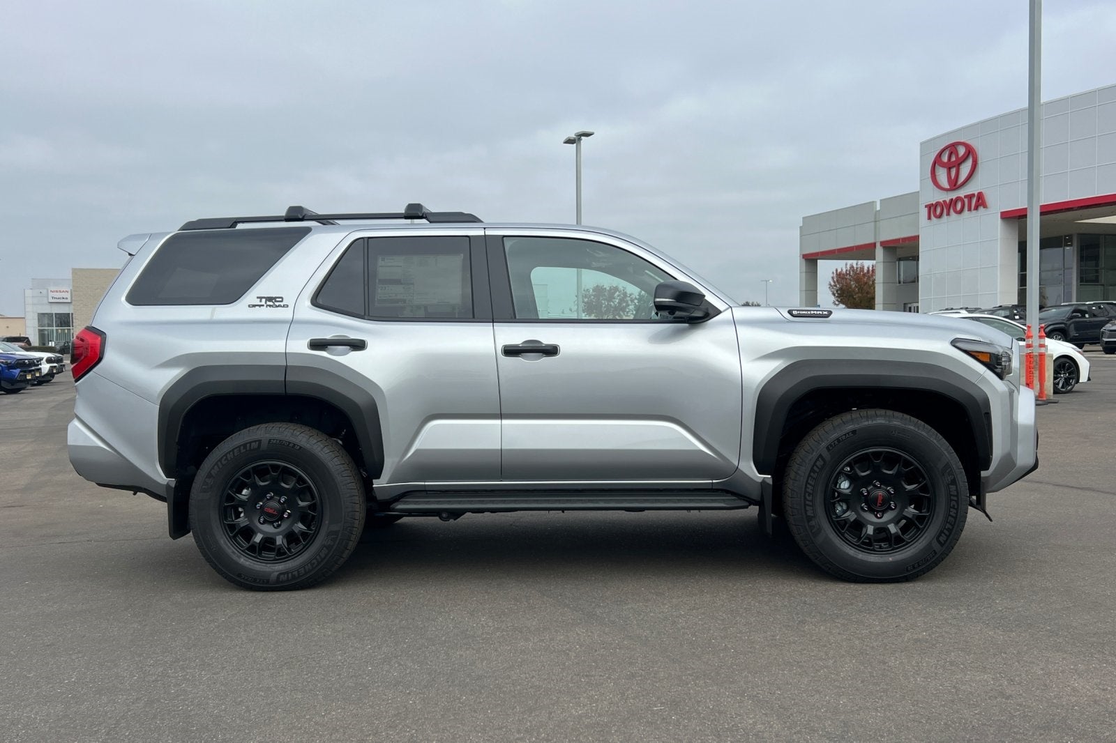 2026 Toyota 4Runner i-FORCE MAX TRD Off-Road Premium i-FORCE MAX