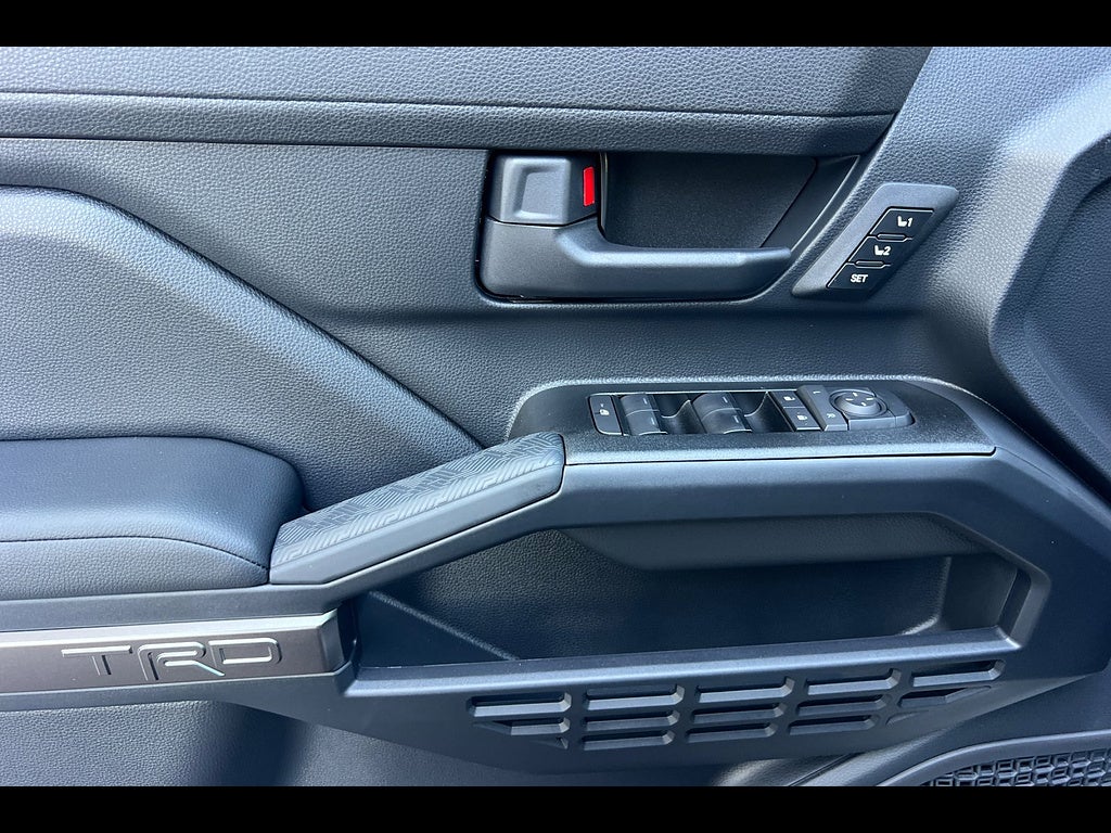 2026 Toyota 4Runner i-FORCE MAX TRD Off-Road Premium i-FORCE MAX
