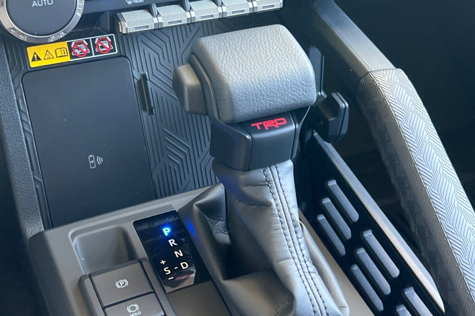 2026 Toyota 4Runner i-FORCE MAX TRD Off-Road Premium i-FORCE MAX