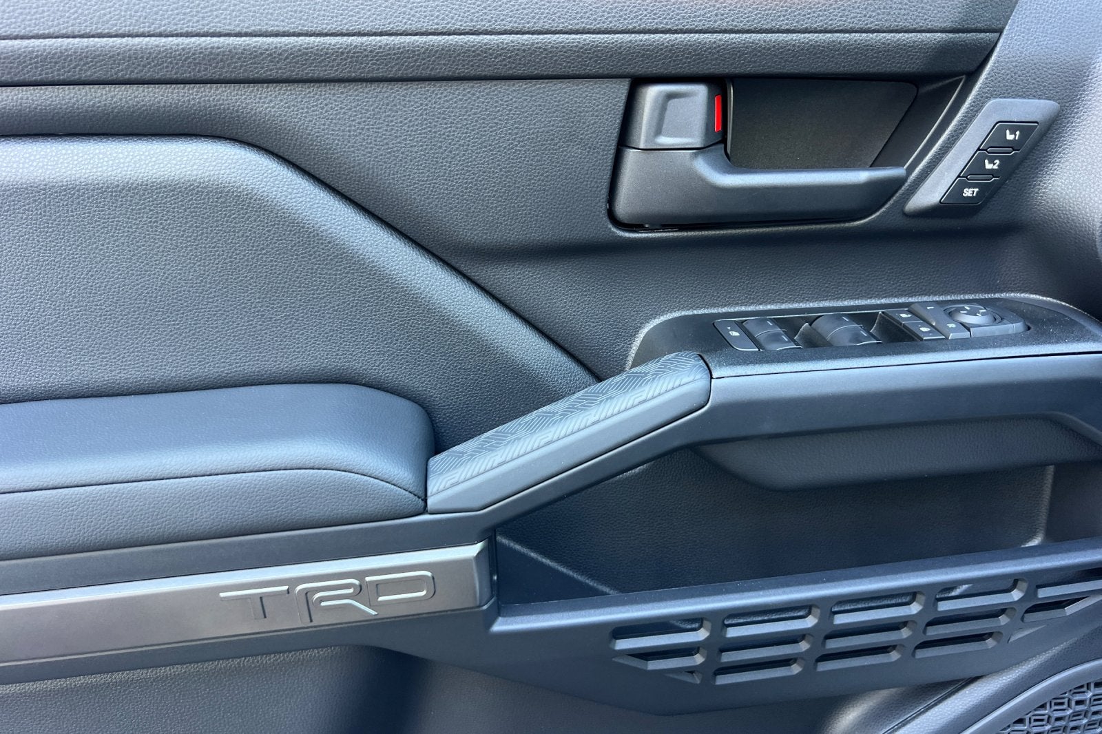2026 Toyota 4Runner i-FORCE MAX TRD Off-Road Premium i-FORCE MAX