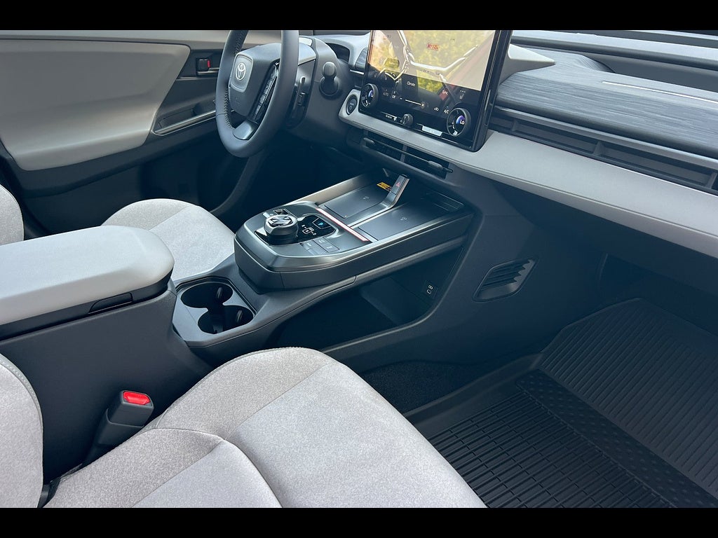 2026 Toyota C-HR XSE