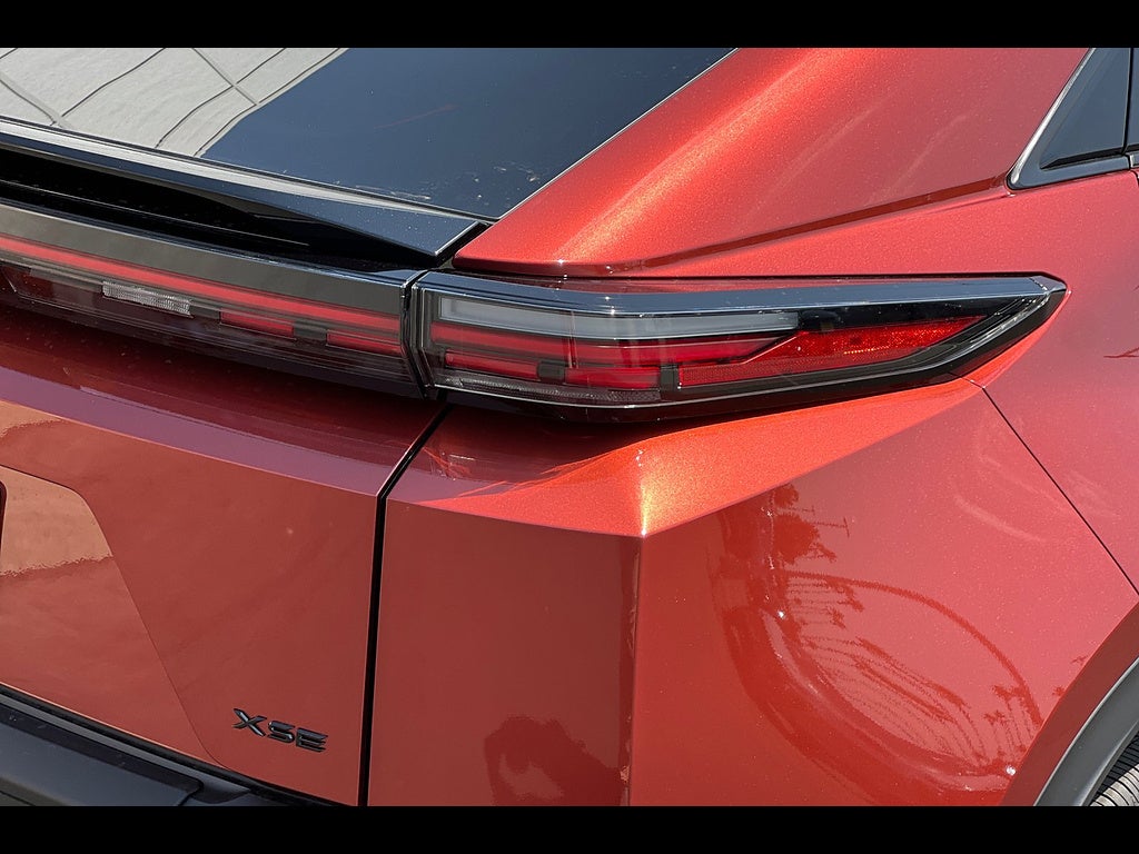 2026 Toyota C-HR XSE