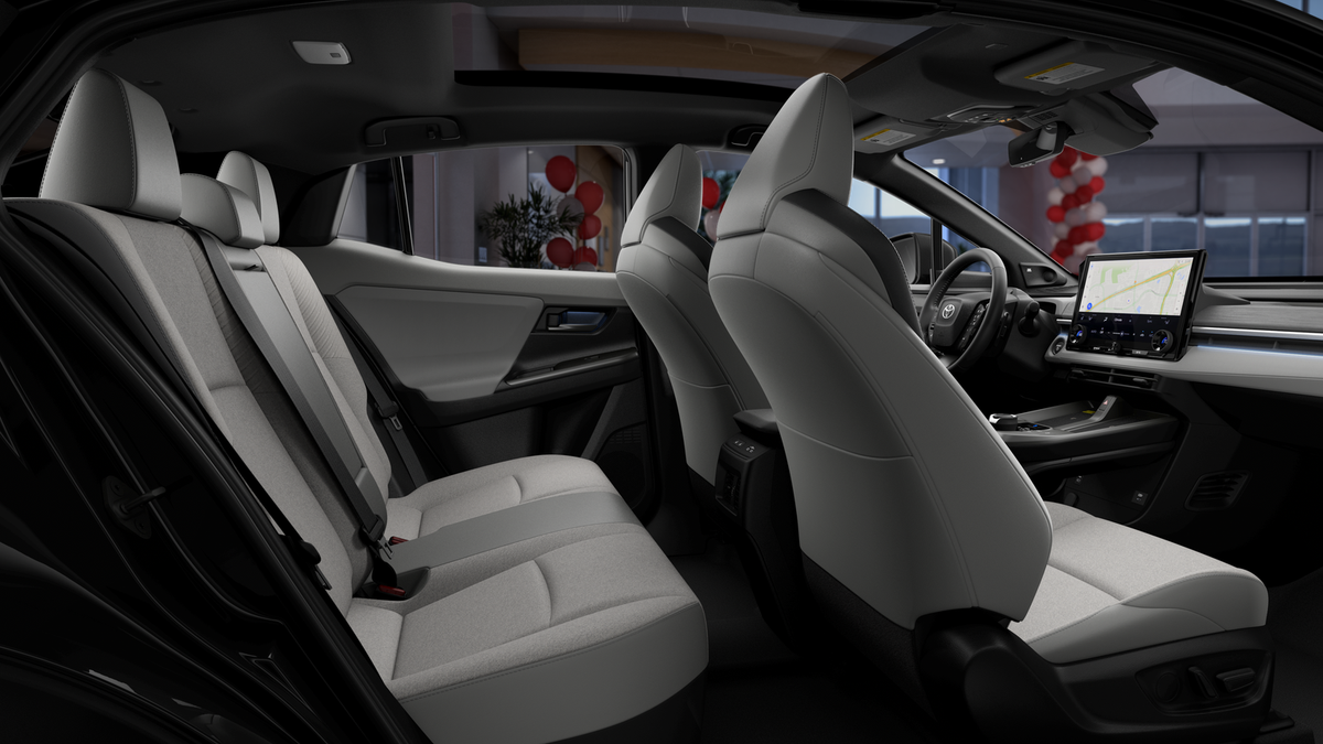 2026 Toyota C-HR XSE