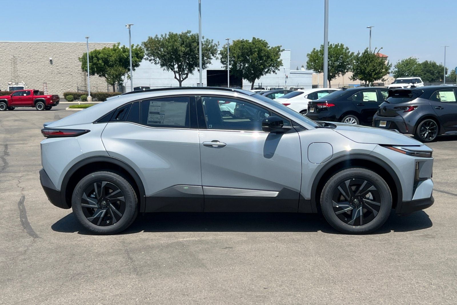 2026 Toyota C-HR SE