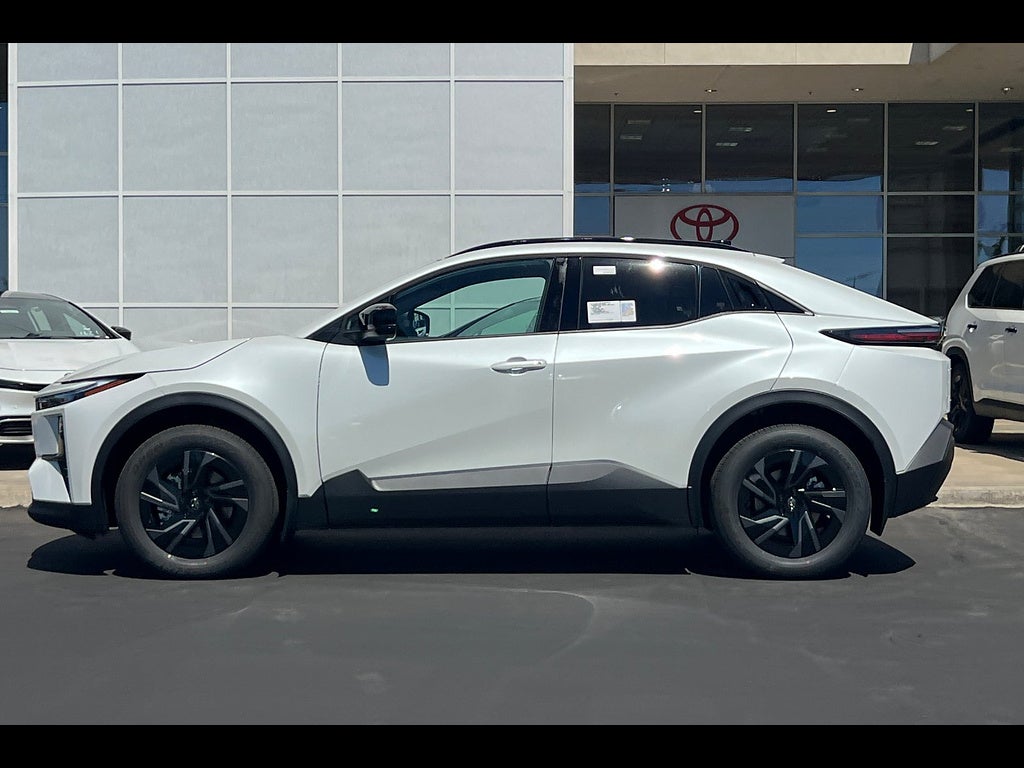 2026 Toyota C-HR SE