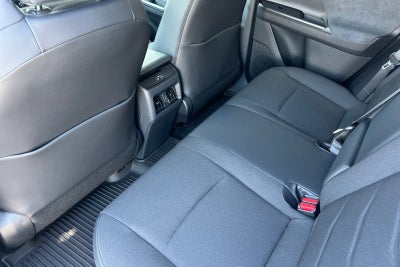 2026 Toyota C-HR SE