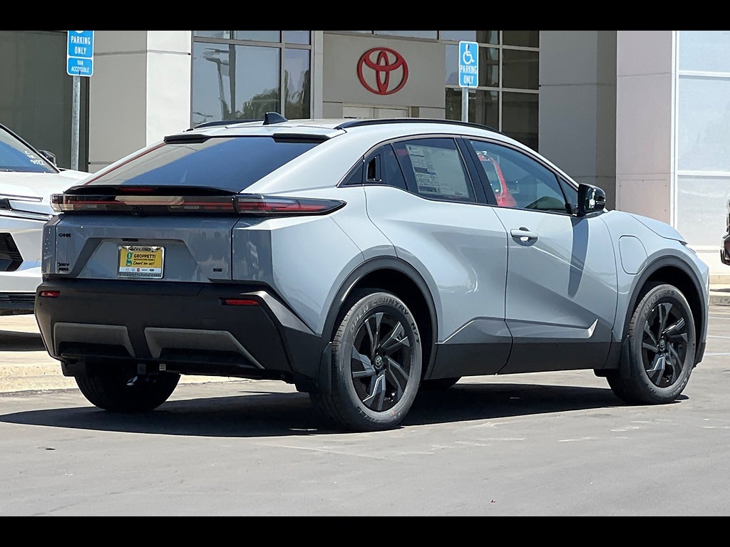 2026 Toyota C-HR SE