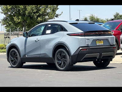 2026 Toyota C-HR SE