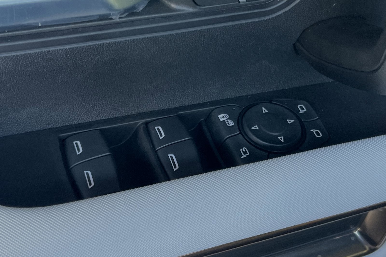 2024 GMC HUMMER EV SUV 2X