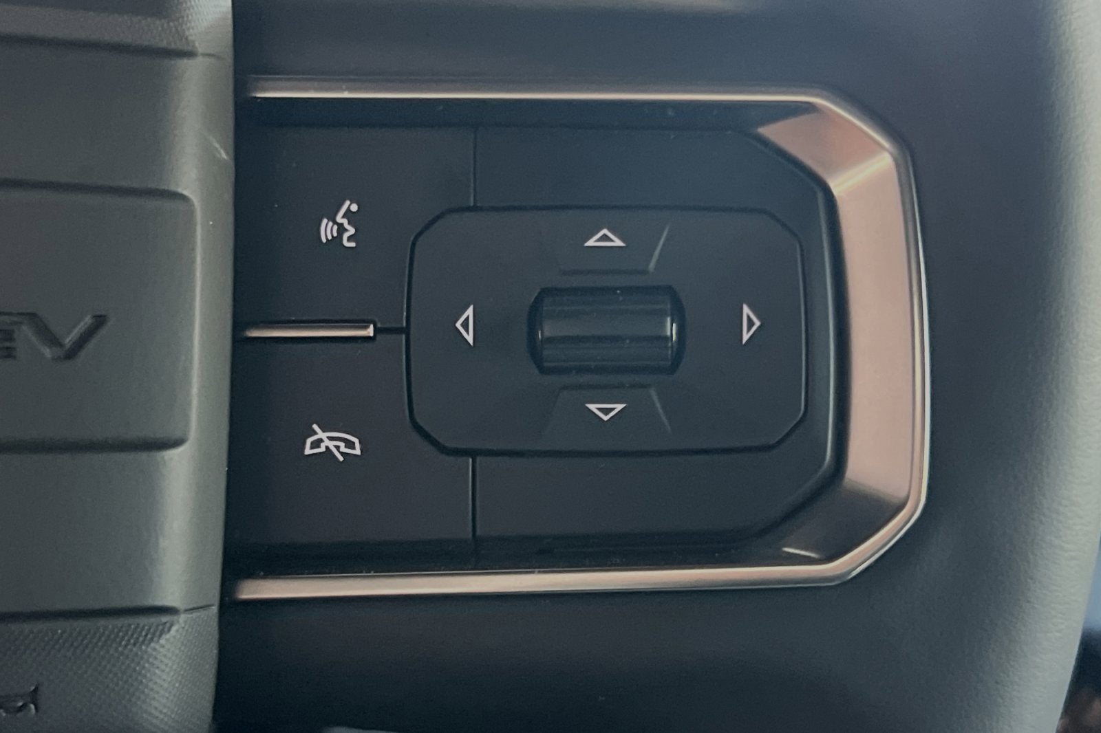 2024 GMC HUMMER EV SUV 2X