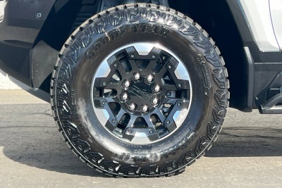 2024 GMC HUMMER EV SUV 2X