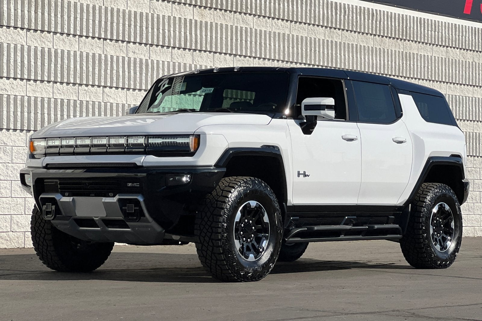 2024 GMC HUMMER EV SUV 2X